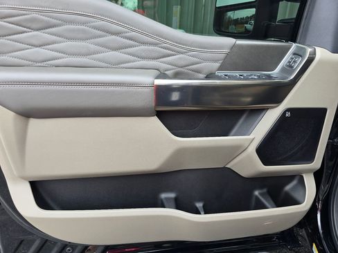 Used 2026 Ford F450 Platinum w/ Platinum Plus Package image 9