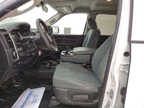 Used 2017 RAM 2500 Tradesman w/ Popular Equipment Group image 9