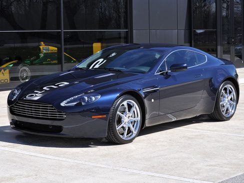 Used 2009 Aston Martin V8 Vantage Coupe image 4