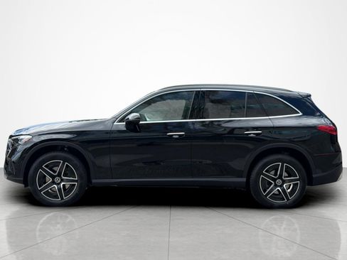 New 2026 Mercedes-Benz GLC 300 4MATIC image 2