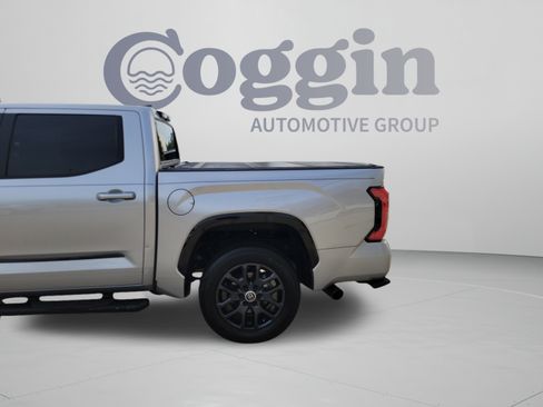 Used 2024 Toyota Tundra Platinum AWD/4WD image 33