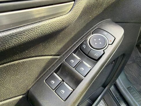 Used 2021 Ford Escape Titanium AWD/4WD image 13