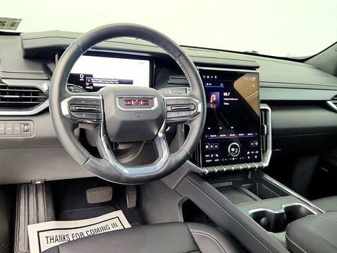 Used 2024 GMC Acadia Elevation w/ Luxury Package AWD/4WD image 11