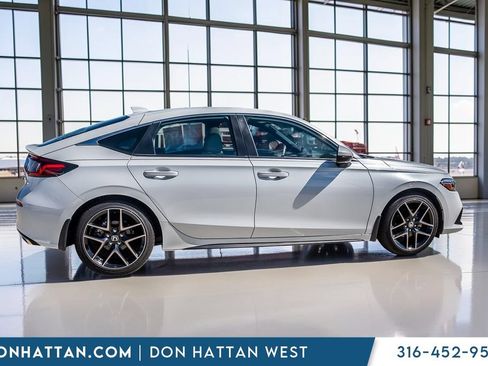 Used 2024 Honda Civic Sport Touring image 39