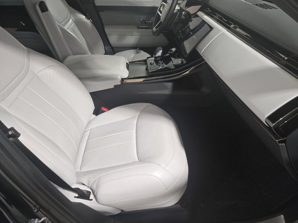Certified 2023 Land Rover Range Rover Sport SE AWD/4WD image 25