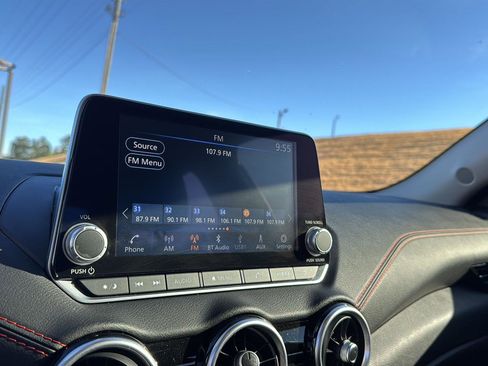 Used 2024 Nissan Sentra SR w/ SR Premium Package image 21