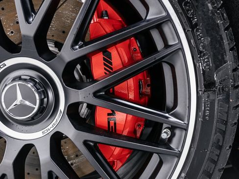 Used 2025 Mercedes-Benz S 63 AMG S image 40