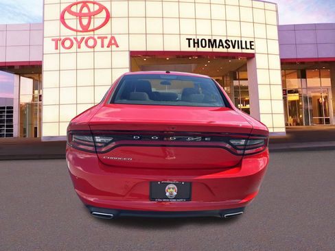 Used 2022 Dodge Charger SXT image 6