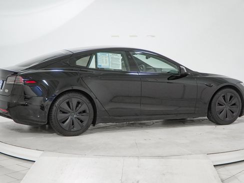 Used 2023 Tesla Model S Plaid image 14
