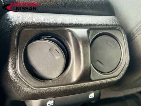 Used 2021 Jeep Gladiator Sport image 34