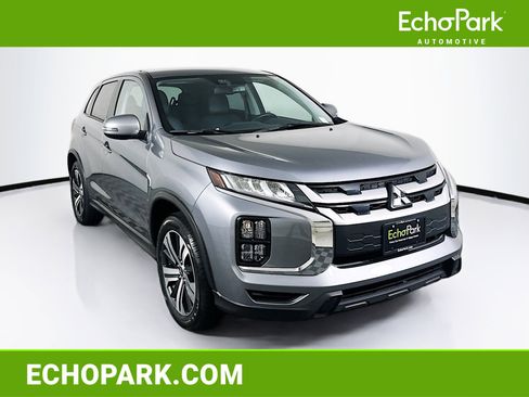 Used 2024 Mitsubishi Outlander Sport SE image 1