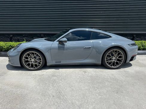 Certified 2024 Porsche 911 Carrera RWD image 2