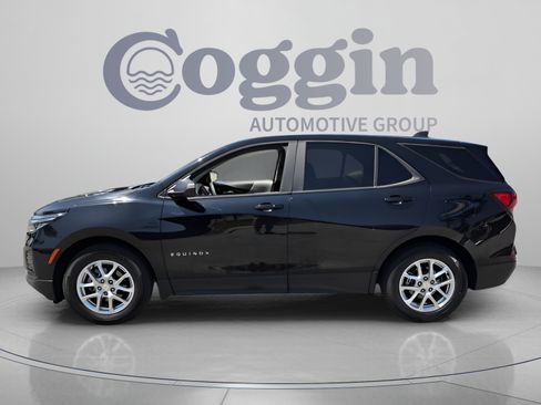 Certified 2023 Chevrolet Equinox LS w/ LS Convenience Package FWD image 2