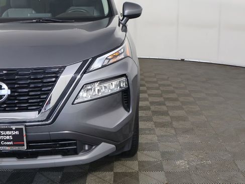 Used 2023 Nissan Rogue SV AWD/4WD image 12