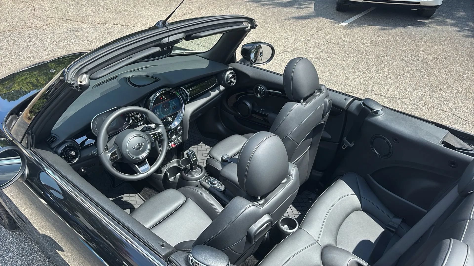 Used 2023 MINI Cooper S FWD image 9
