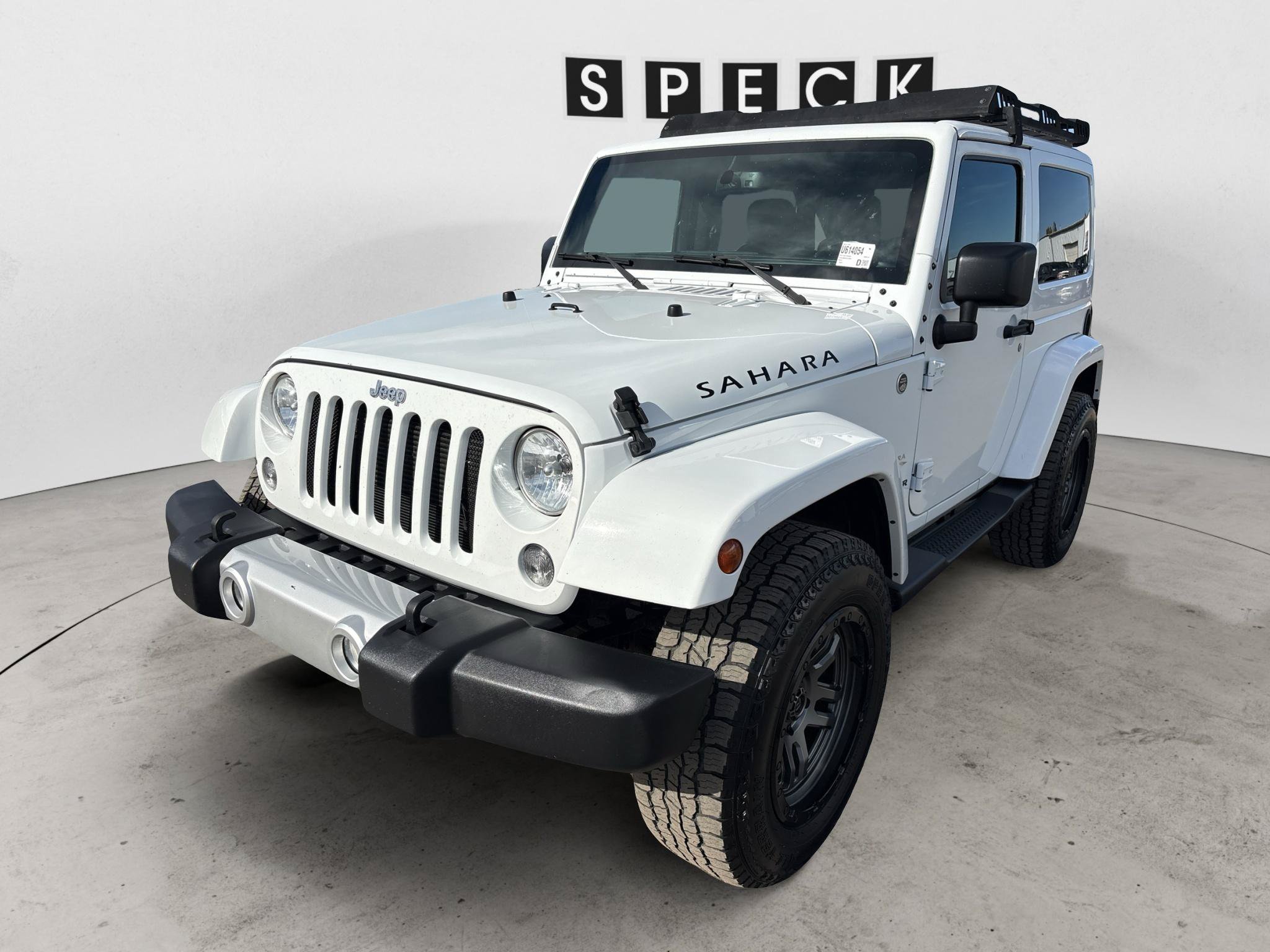 Used 2015 Jeep Wrangler Sahara w/ Connectivity Group AWD/4WD image 1