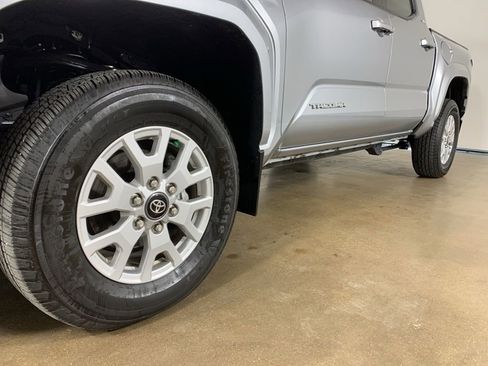 Used 2024 Toyota Tacoma SR5 AWD/4WD image 2