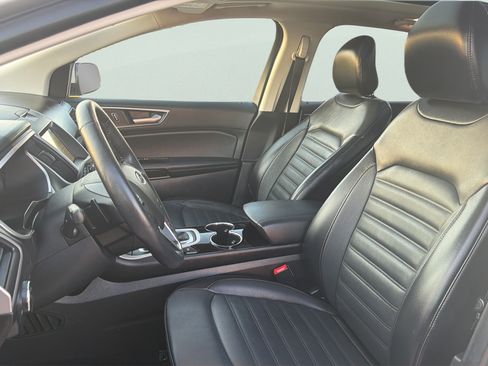 Used 2018 Ford Edge SEL w/ Equipment Group 201A AWD/4WD image 5