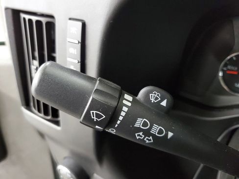 Used 2022 Chevrolet Express 3500 LS image 29