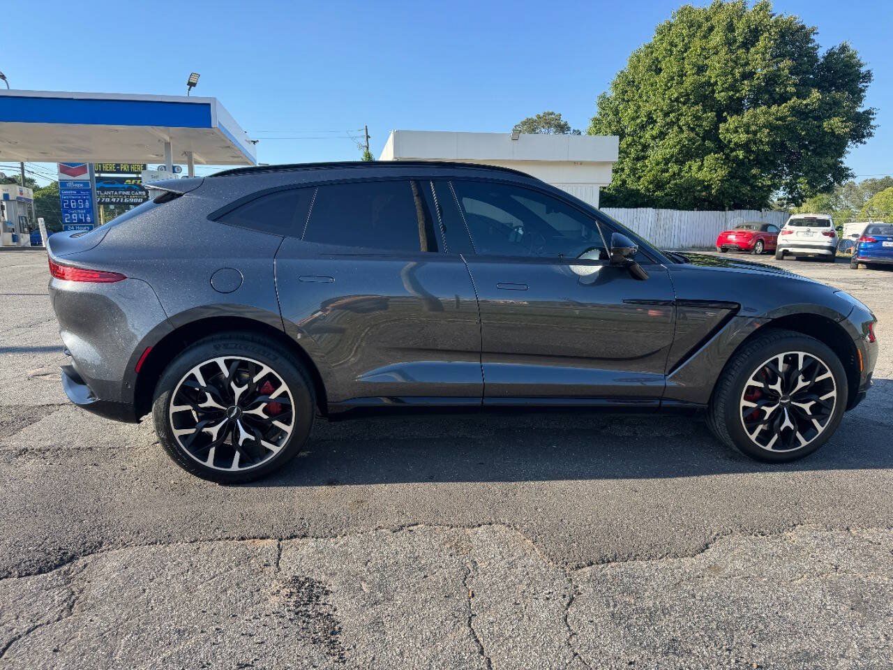 Used 2021 Aston Martin DBX AWD/4WD image 6