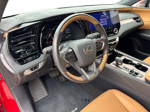 Certified 2025 Lexus RX 350 Premium w/ Accessory Package (Z1) image 23