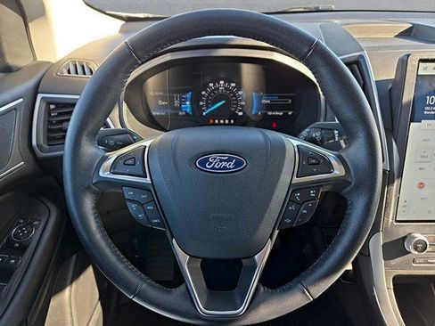 Certified 2022 Ford Edge SEL AWD/4WD image 13