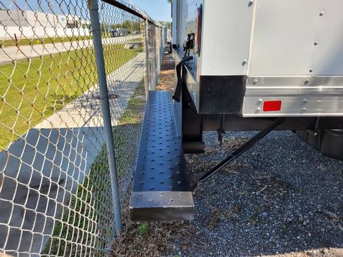 New 2024 Chevrolet Low Cab Forward RWD image 14