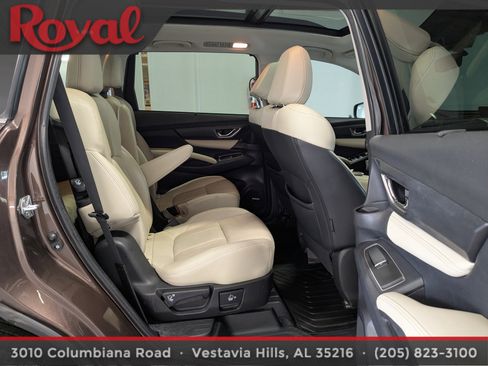 Used 2021 Subaru Ascent Limited w/ Technology Package image 10