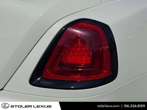 Used 2017 Rolls-Royce Wraith RWD image 14