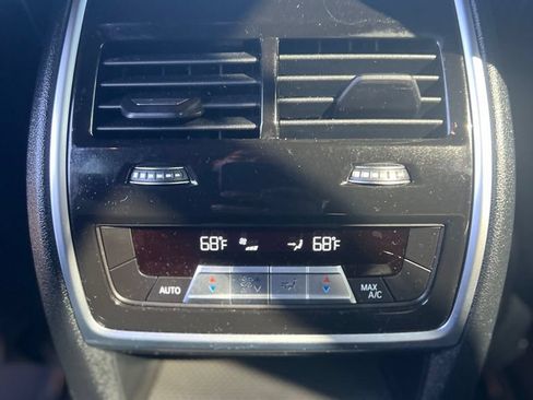 Used 2023 BMW X5 xDrive40i w/ Executive Package AWD/4WD image 22