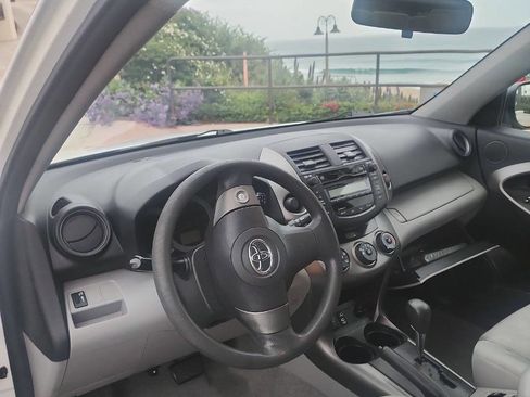Used 2010 Toyota RAV4 2WD image 12