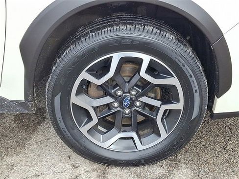 Used 2016 Subaru Crosstrek 2.0i Limited image 8