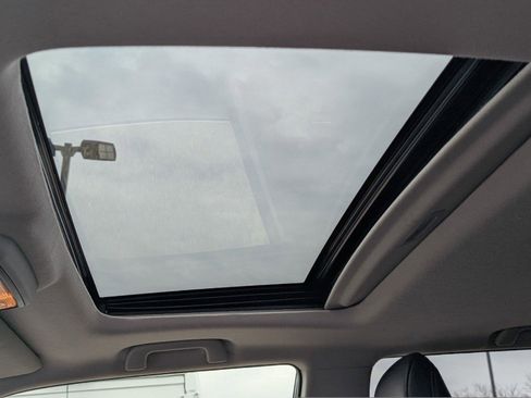 Used 2022 Toyota 4Runner Limited image 18