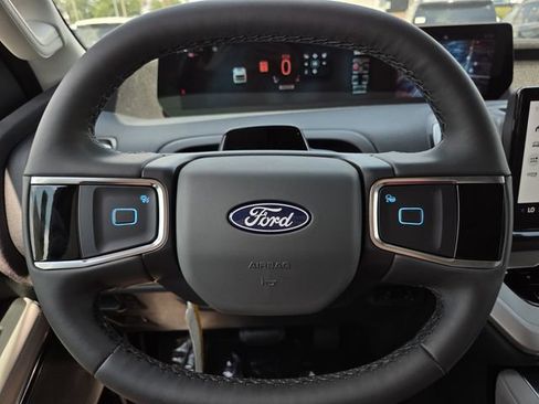 New 2027 Ford Expedition Active RWD image 20