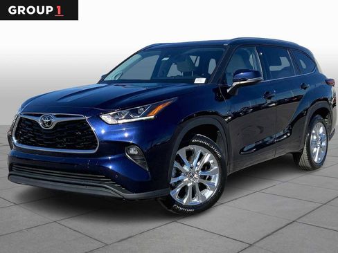 Used 2020 Toyota Highlander Limited image 1