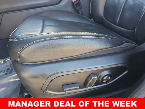 Used 2023 Jeep Grand Cherokee Limited w/ Luxury Tech Group II image 30