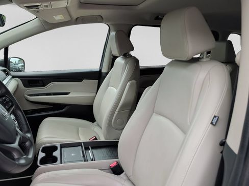 Used 2025 Honda Odyssey EX-L image 17