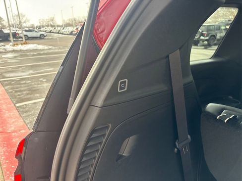 New 2026 Chrysler Pacifica Select image 21