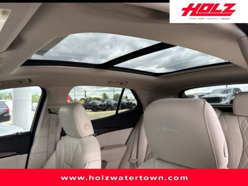 Certified 2023 Buick Envision Avenir AWD/4WD image 11