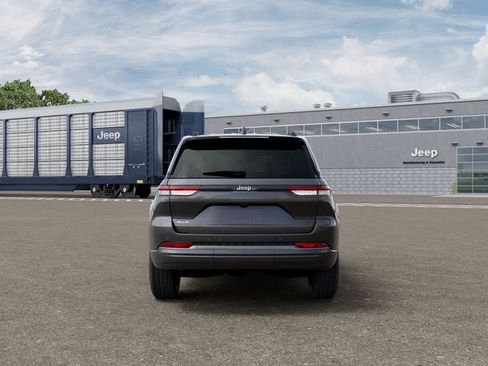New 2026 Jeep Grand Cherokee Limited AWD/4WD image 7