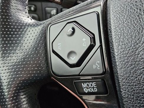 Used 2023 Toyota 4Runner TRD Off-Road Premium w/ Moonroof Package AWD/4WD image 24