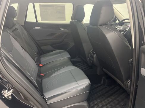 New 2026 Volkswagen Tiguan SE AWD/4WD image 37