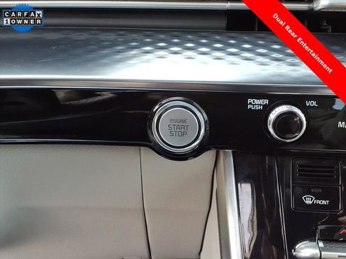 Used 2022 Kia Carnival SX Prestige image 28