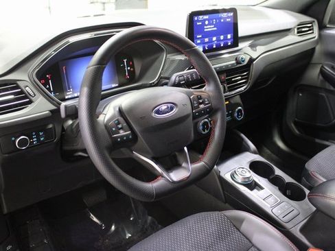 Used 2025 Ford Escape ST-Line image 10