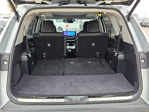 Used 2024 Toyota Grand Highlander Limited image 6