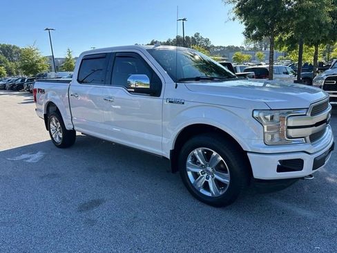 Used 2018 Ford F150 Platinum w/ Equipment Group 701A Luxury AWD/4WD image 2
