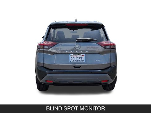Used 2022 Nissan Rogue SV w/ SV Premium Package FWD image 9
