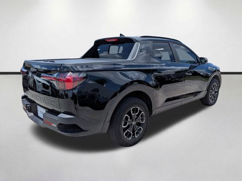 Used 2023 Hyundai Santa Cruz SEL w/ Activity Package FWD image 4
