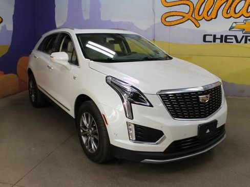 Used 2021 Cadillac XT5 Premium Luxury AWD/4WD image 4