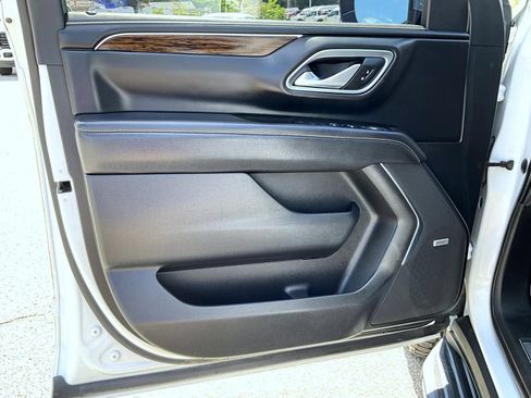 Used 2021 Chevrolet Tahoe LT AWD/4WD image 11